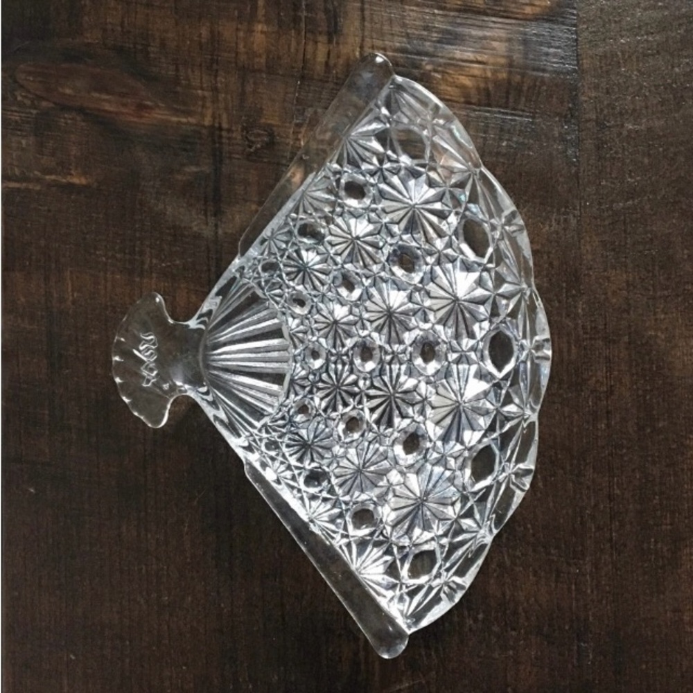 Vintage AVON Scalloped Glass Fan-Shaped Trinket Candy Dish